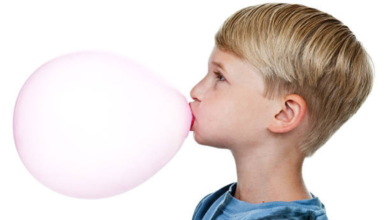 bubblegum blowing